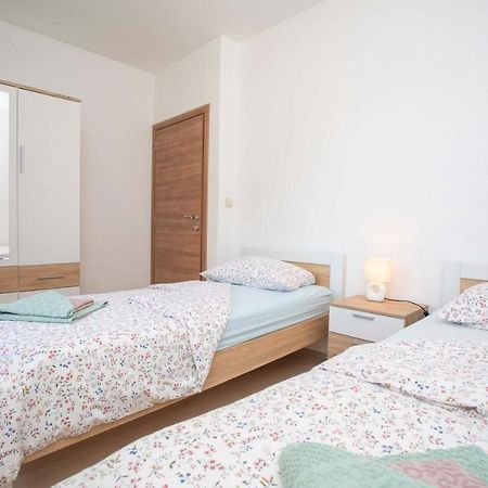 Apartmani Marica Пломин Екстериор снимка