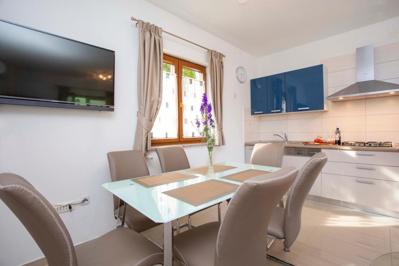 Apartmani Marica Пломин Екстериор снимка